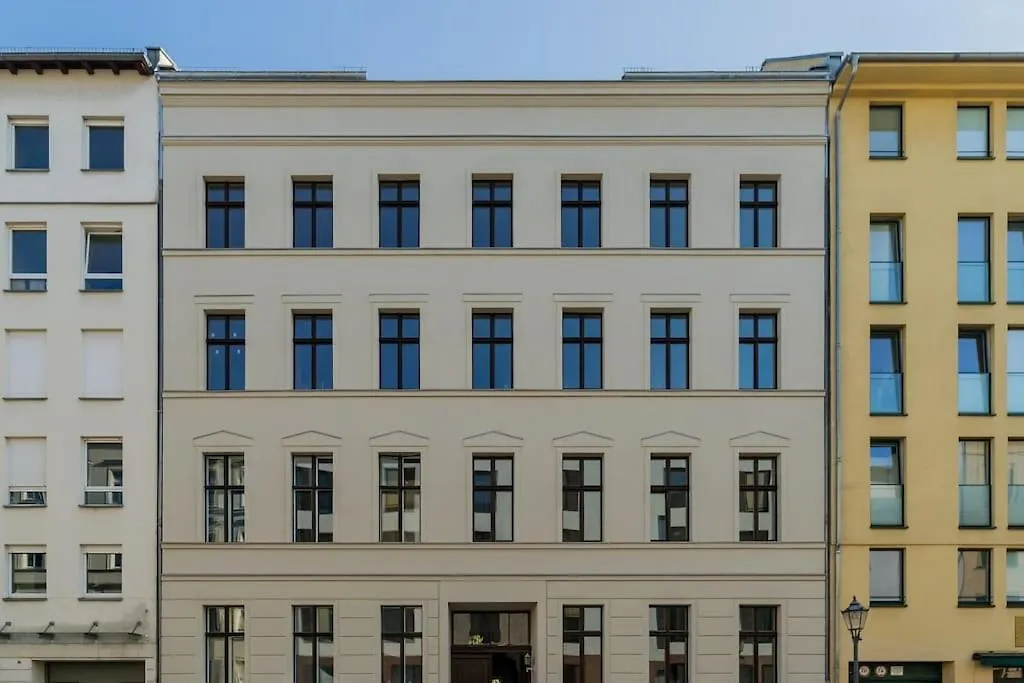 Huge Designer Apartment In Mitte 120 Sqm Berlin 0*,