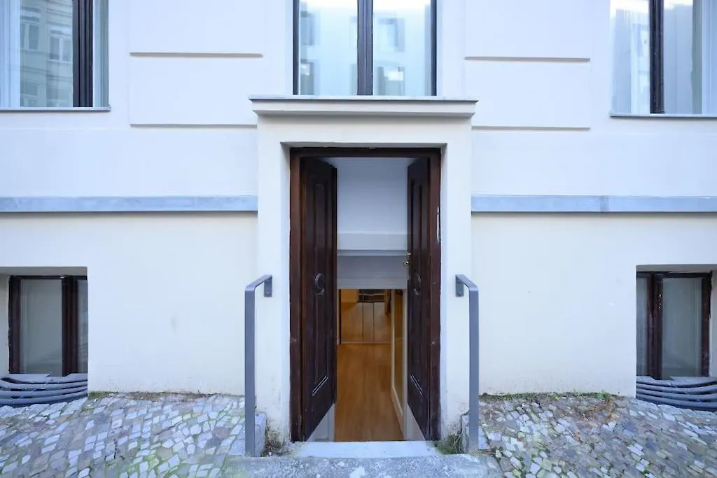 Huge Designer Apartment In Mitte 120 Sqm Berlin